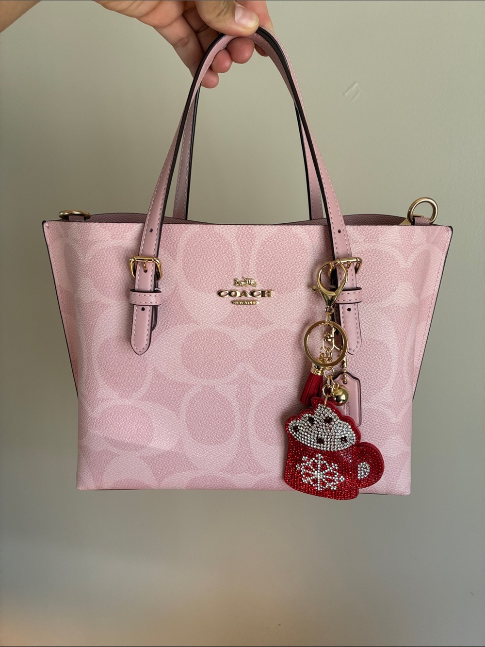 2/$20🎀 Red Crystal Holiday Hot Chocolate Mug Keychain with Tassel Bag Charm
